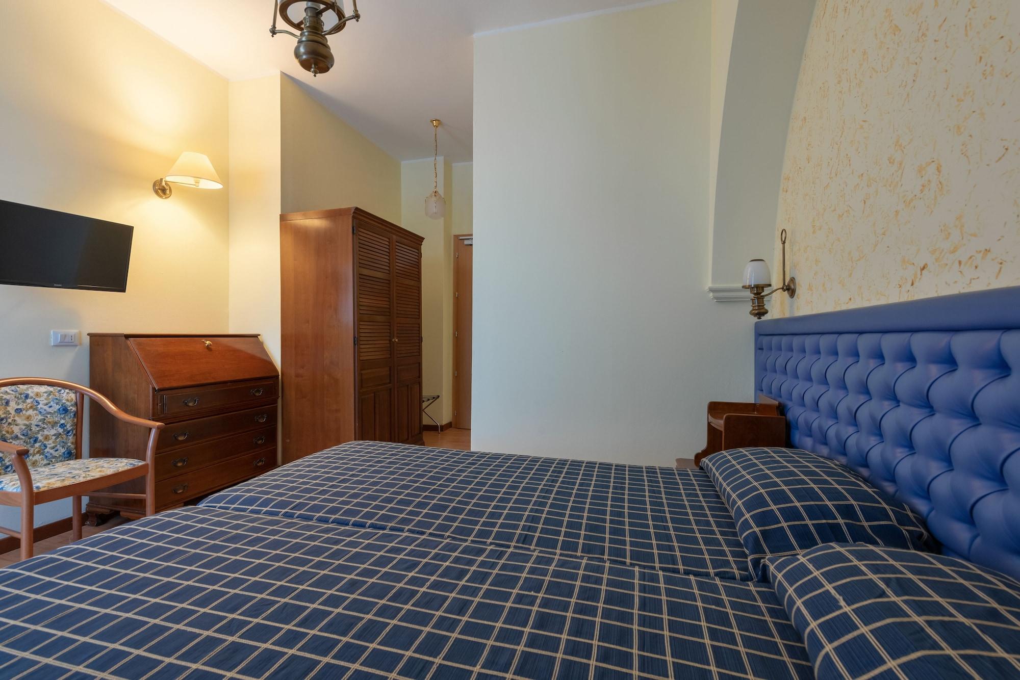 Hotel מאלצ'סינה מראה חיצוני תמונה
