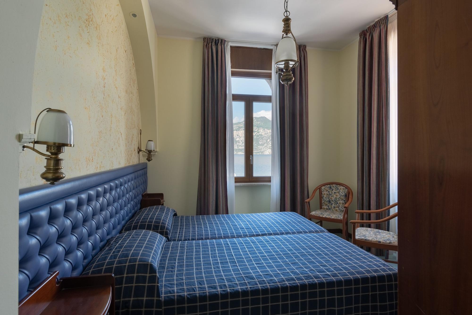 Hotel מאלצ'סינה מראה חיצוני תמונה