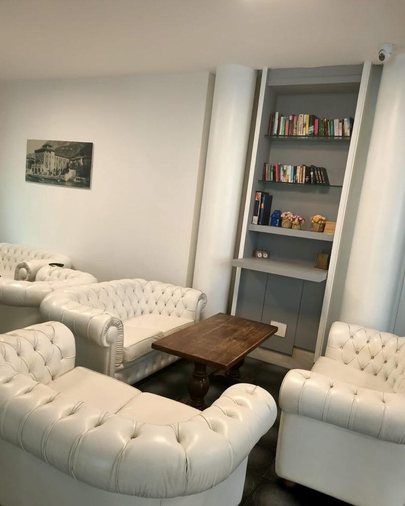Hotel מאלצ'סינה מראה חיצוני תמונה
